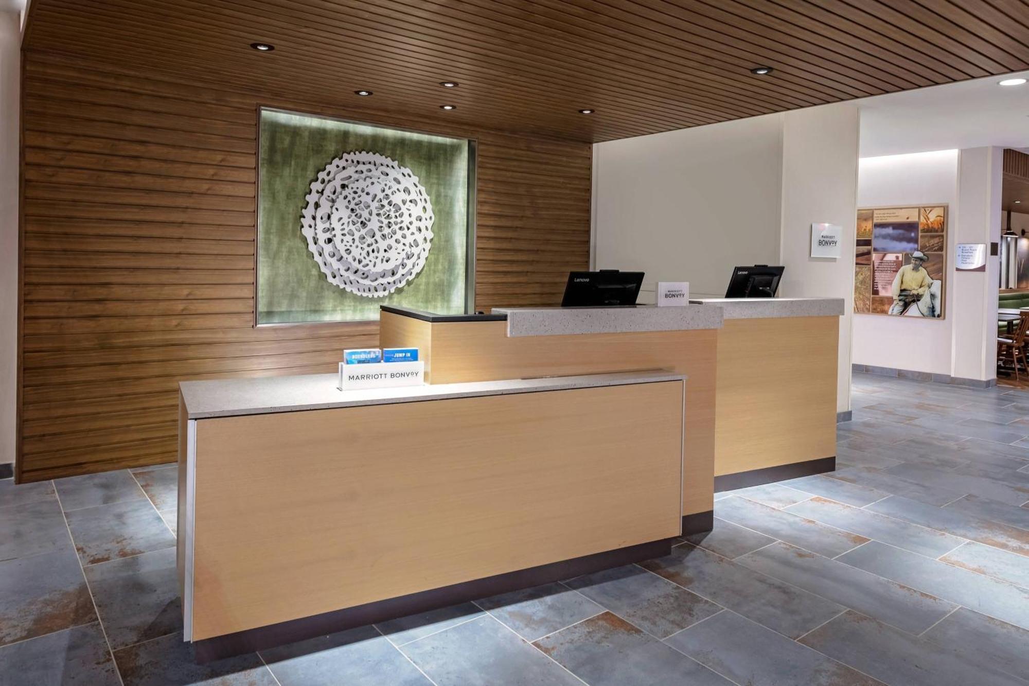 فندق Fairfield By Marriott Port Clinton Waterfront المظهر الخارجي الصورة