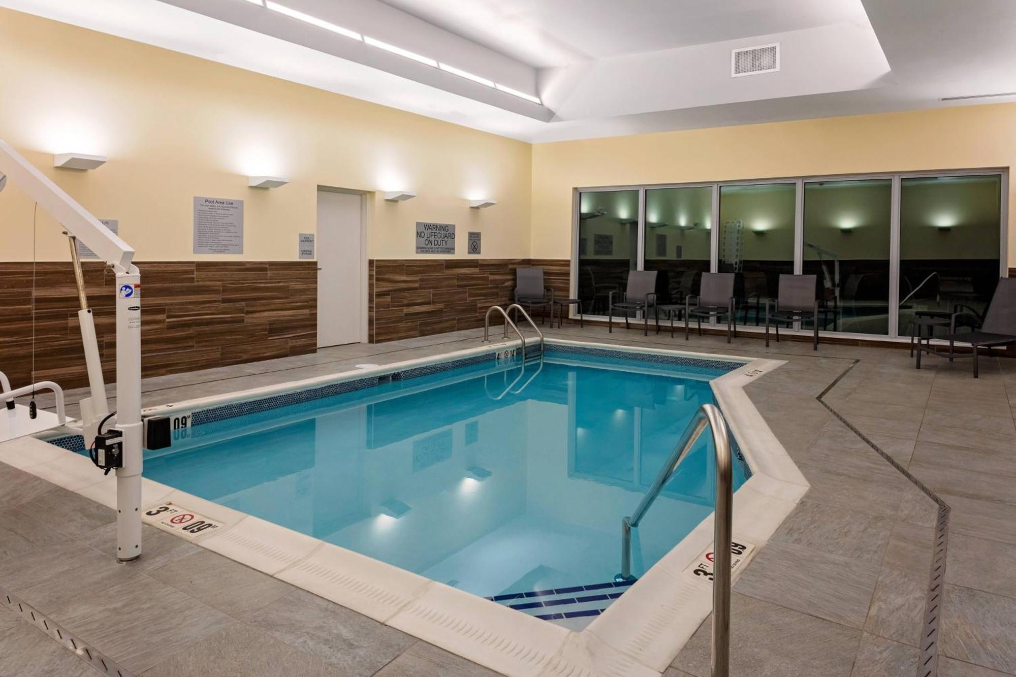 فندق Fairfield By Marriott Port Clinton Waterfront المظهر الخارجي الصورة