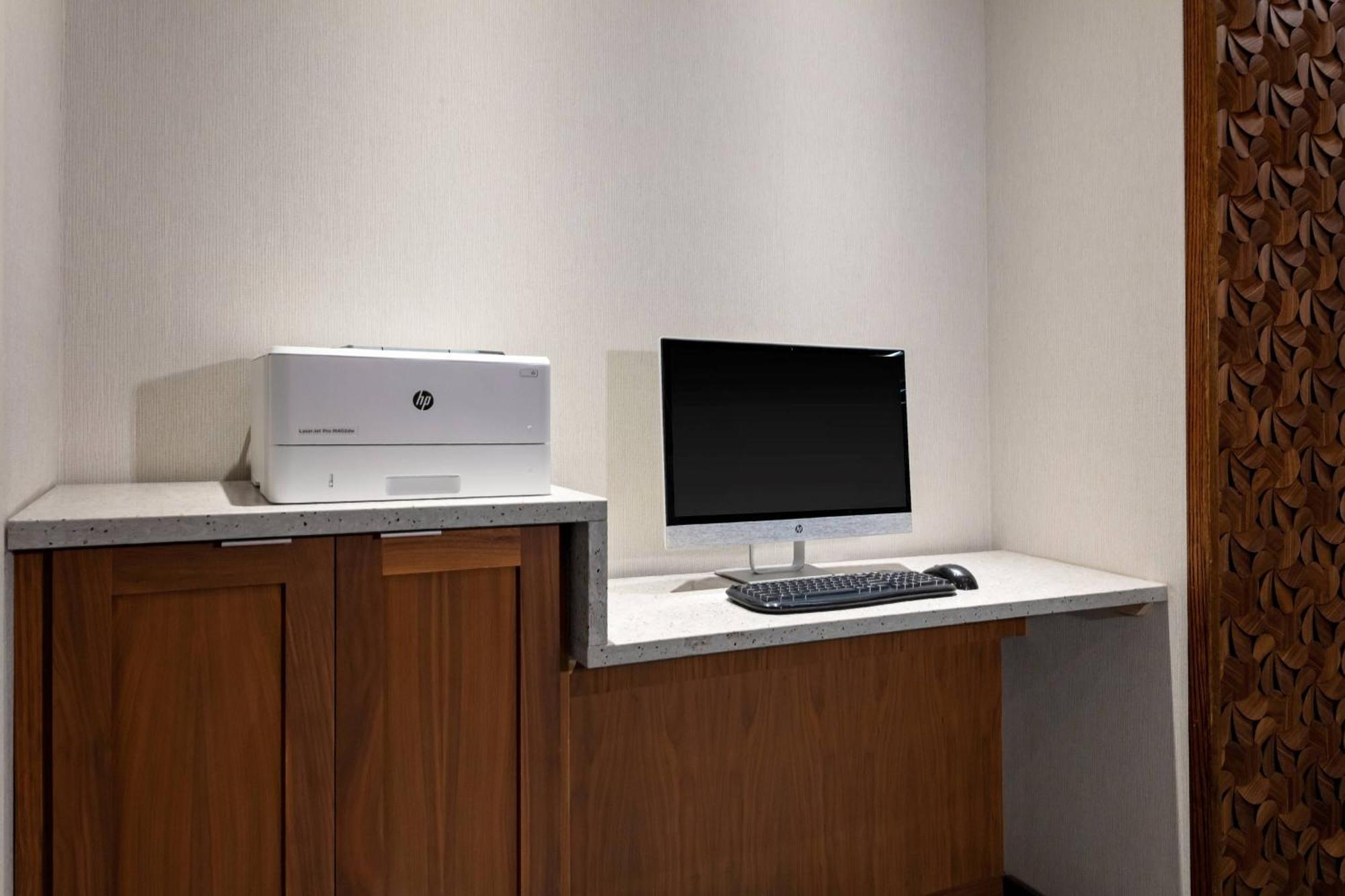 فندق Fairfield By Marriott Port Clinton Waterfront المظهر الخارجي الصورة